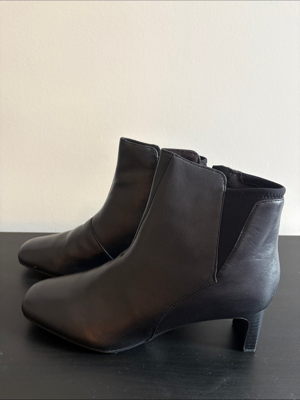 Clarks Collection Womens’ Kyndall Faye Black Leather Boots